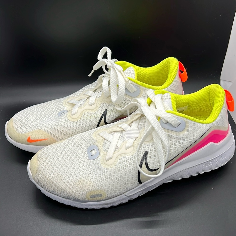 Nike Womens Renew Ride CD0314-100 White Low Top Lace Up Running Shoes Size 9.5
